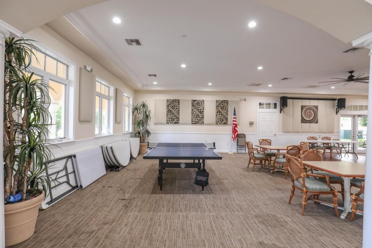 5 Harbour Isle Drive E, Unit 202, Fort Pierce, FL 34949 Photo