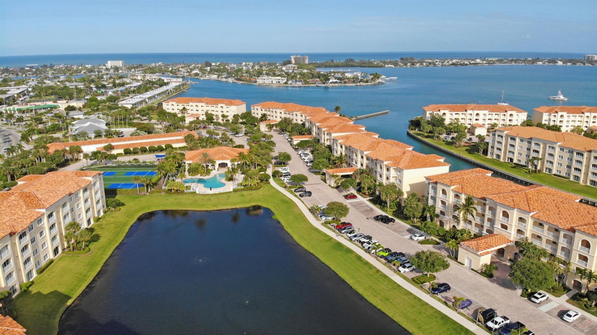 5 Harbour Isle Drive E, Unit 202, Fort Pierce, FL 34949 Photo