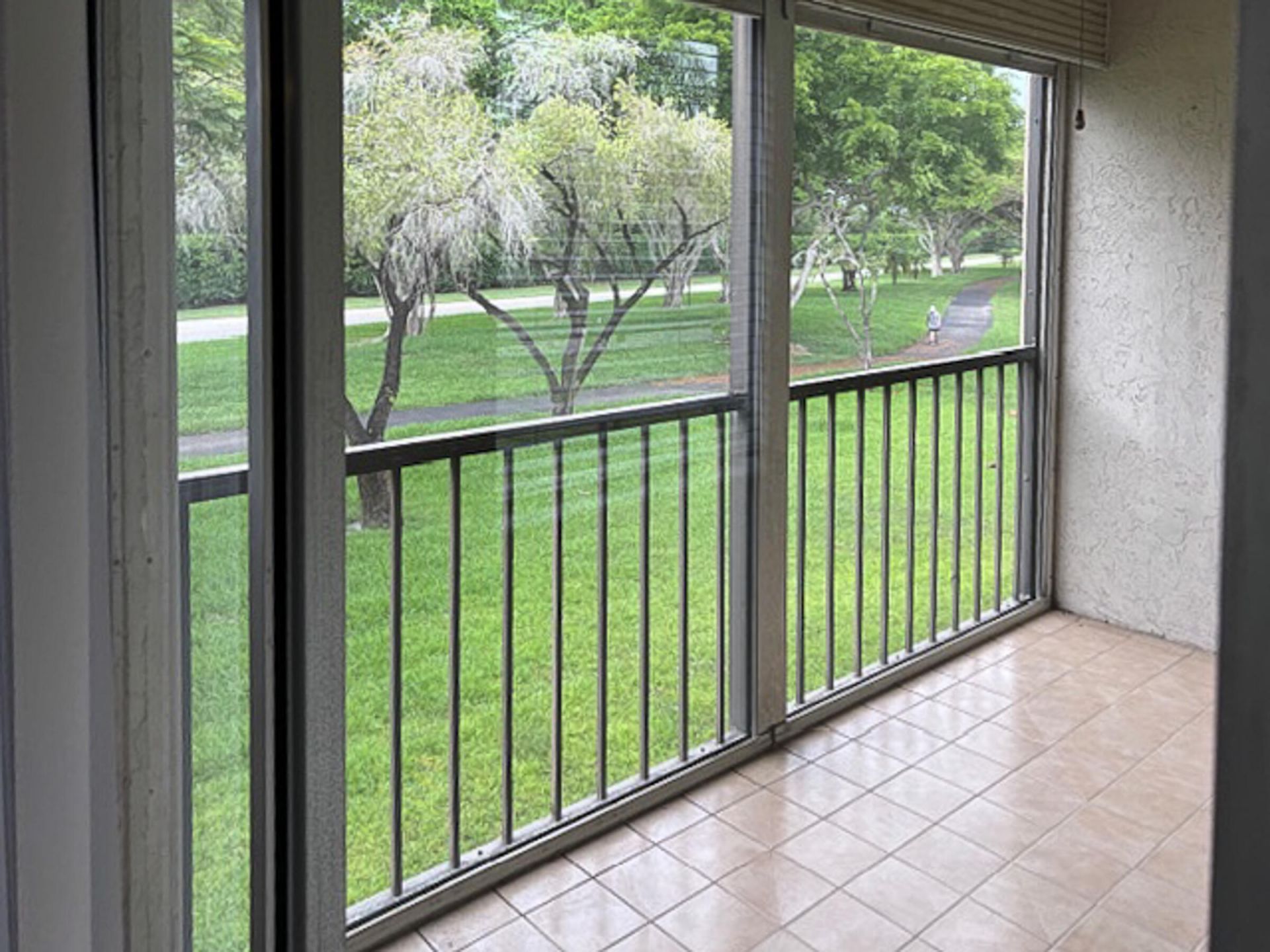 6935 Huntington Lane, Unit 205, Delray Beach, FL 33446 Photo