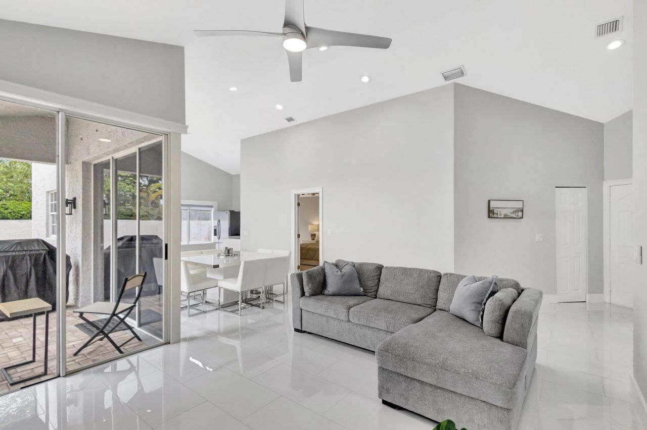 7 Wyndham Lane, Palm Beach Gardens, FL 33418 Photo