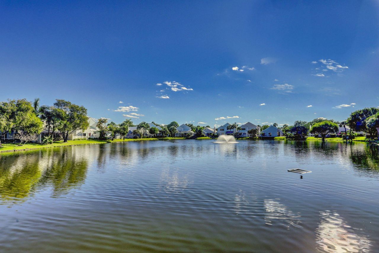 7 Wyndham Lane, Palm Beach Gardens, FL 33418 Photo