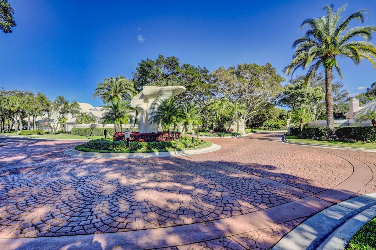 7 Wyndham Lane, Palm Beach Gardens, FL 33418 Photo