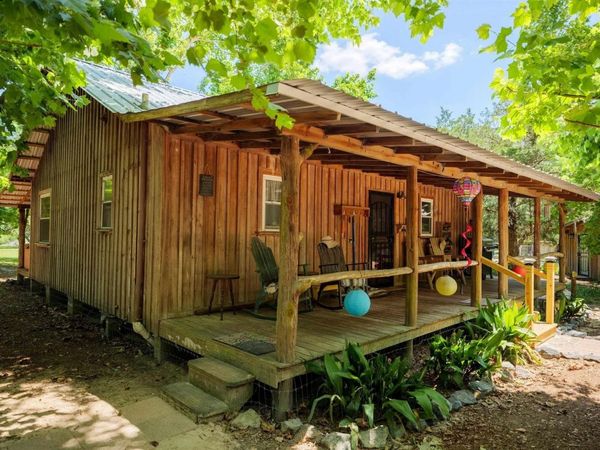 438 NE English Ivy Trail, Pinetta, FL