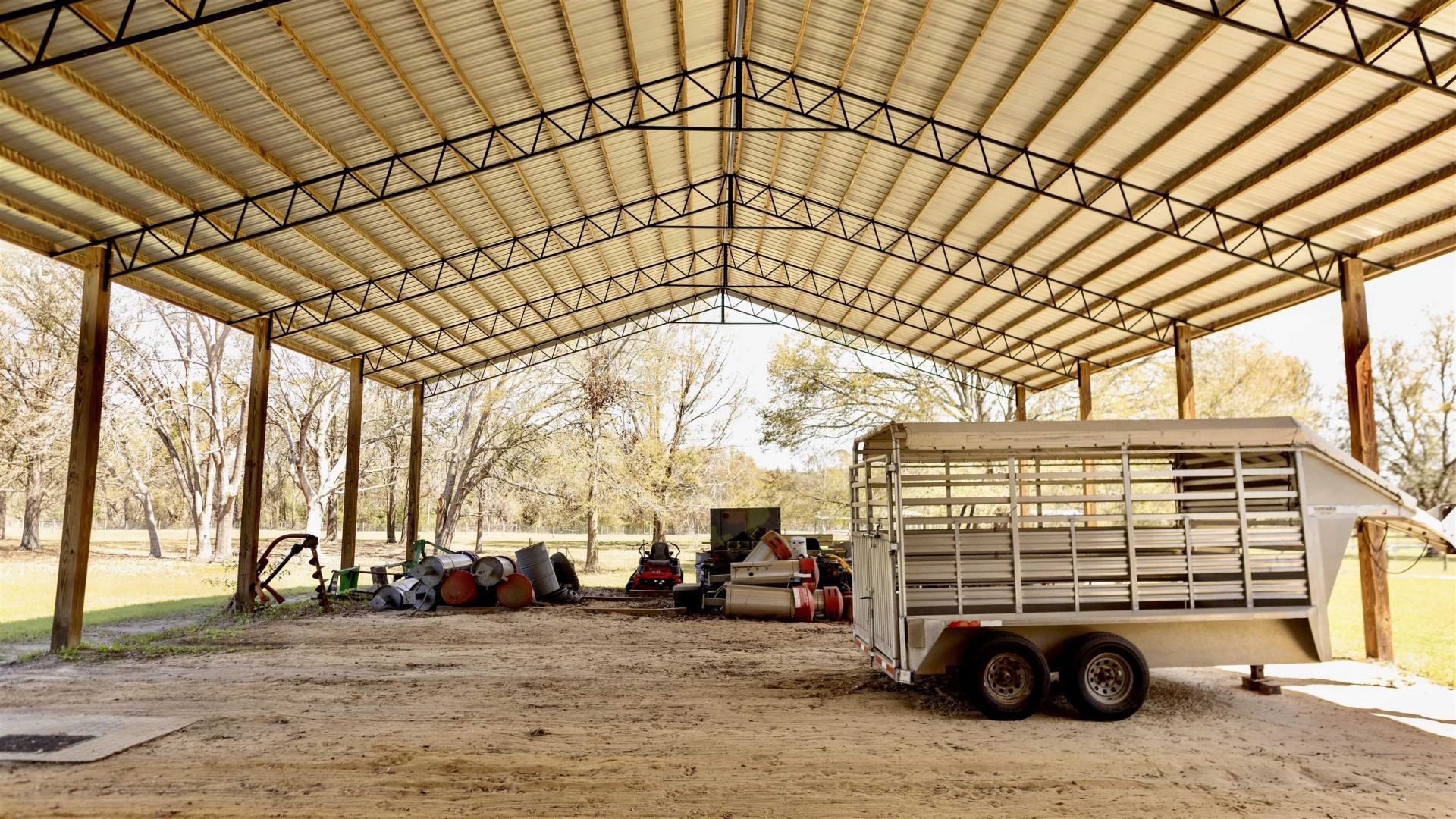 438 NE English Ivy Trail, Pinetta, FL 00000 Photo