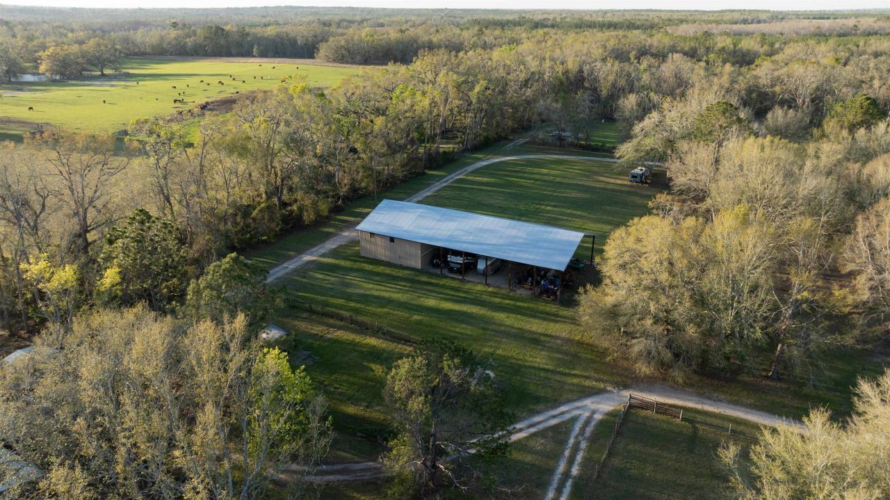 438 NE English Ivy Trail, Pinetta, FL 00000 Photo