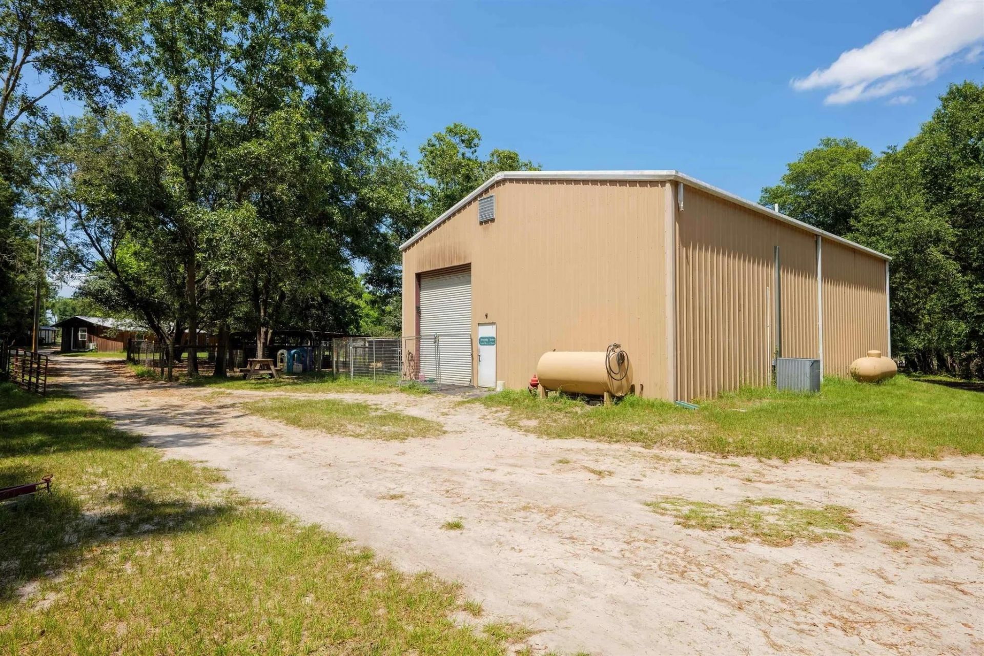 438 NE English Ivy Trail, Pinetta, FL 00000 Photo