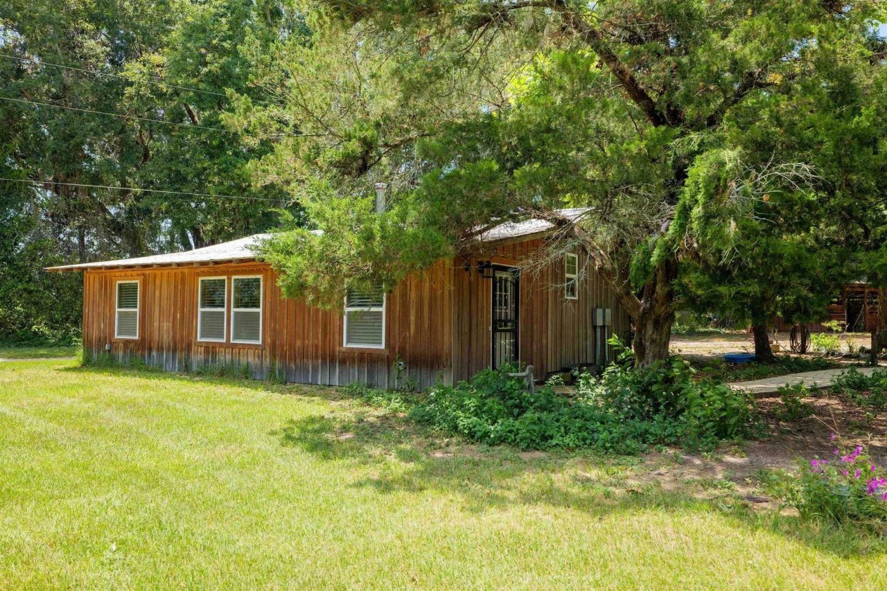 438 NE English Ivy Trail, Pinetta, FL 00000 Photo