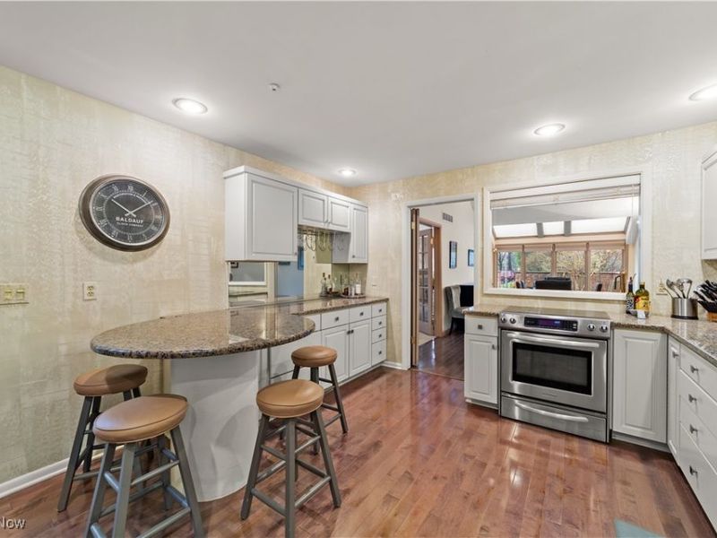 25450 Fairmount Boulevard, Unit 1, Beachwood, OH 44122 Photo 14