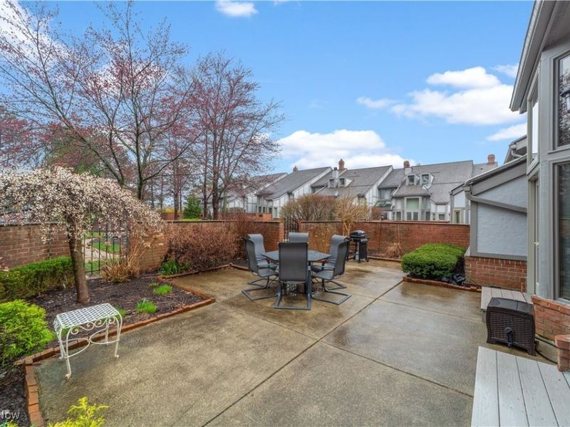 25450 Fairmount Boulevard, Unit 1, Beachwood, OH 44122 Photo 39