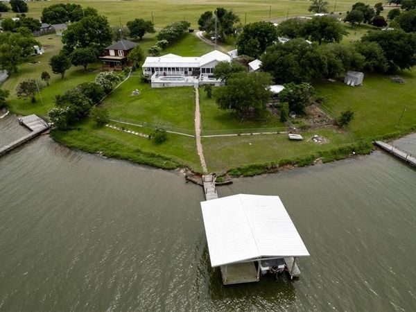 1603 Lcr 822, Groesbeck, TX 76642