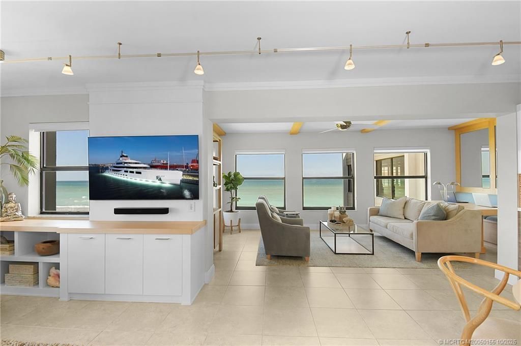 1289 NE Ocean Boulevard, Unit 11, Stuart, FL 34996 Photo