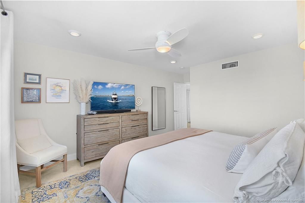 1289 NE Ocean Boulevard, Unit 11, Stuart, FL 34996 Photo