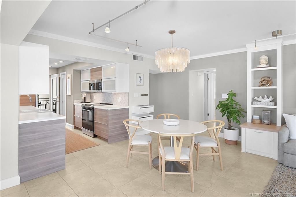 1289 NE Ocean Boulevard, Unit 11, Stuart, FL 34996 Photo