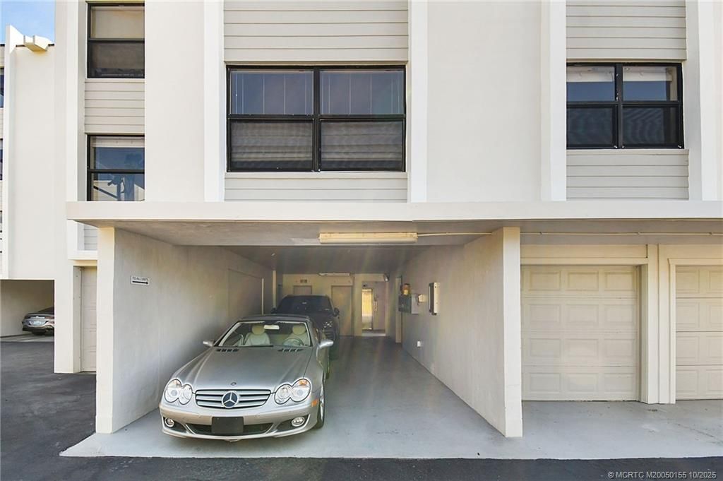 1289 NE Ocean Boulevard, Unit 11, Stuart, FL 34996 Photo