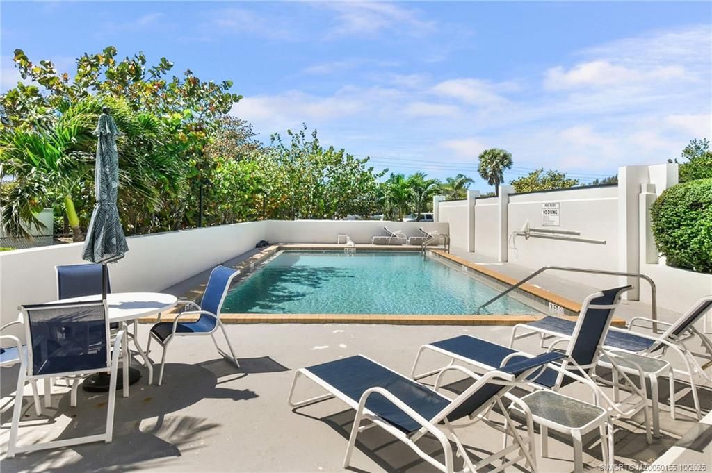 1289 NE Ocean Boulevard, Unit 11, Stuart, FL 34996 Photo