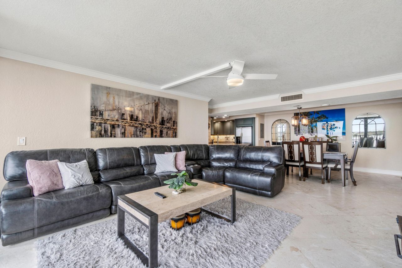 5600 N Flagler Drive, Unit 1209, West Palm Beach, FL 33407 Photo