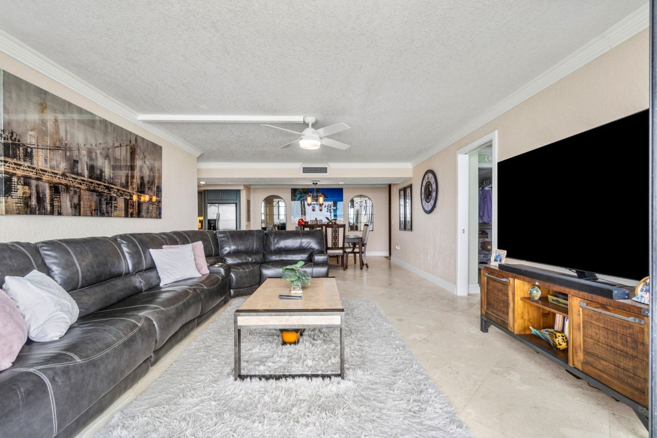 5600 N Flagler Drive, Unit 1209, West Palm Beach, FL 33407 Photo
