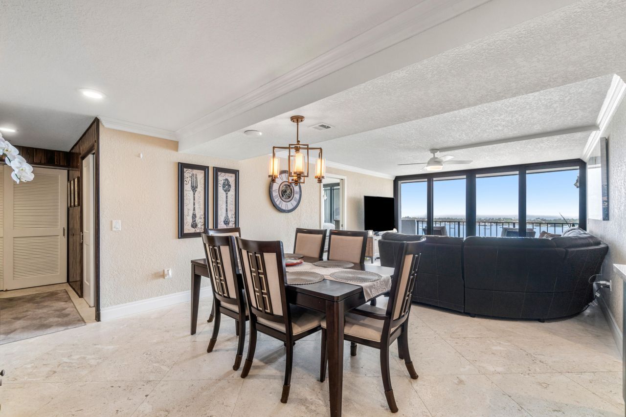 5600 N Flagler Drive, Unit 1209, West Palm Beach, FL 33407 Photo