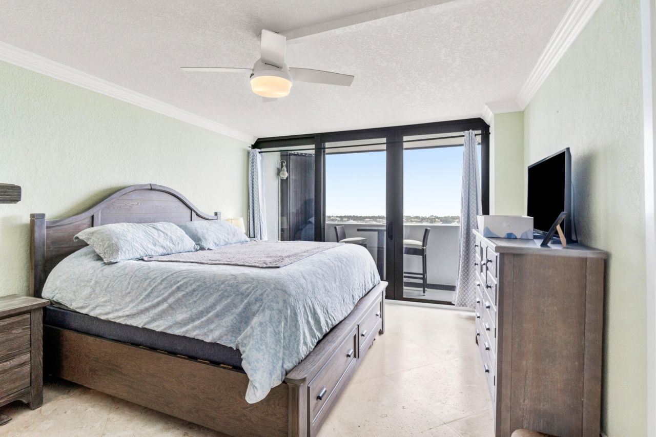 5600 N Flagler Drive, Unit 1209, West Palm Beach, FL 33407 Photo