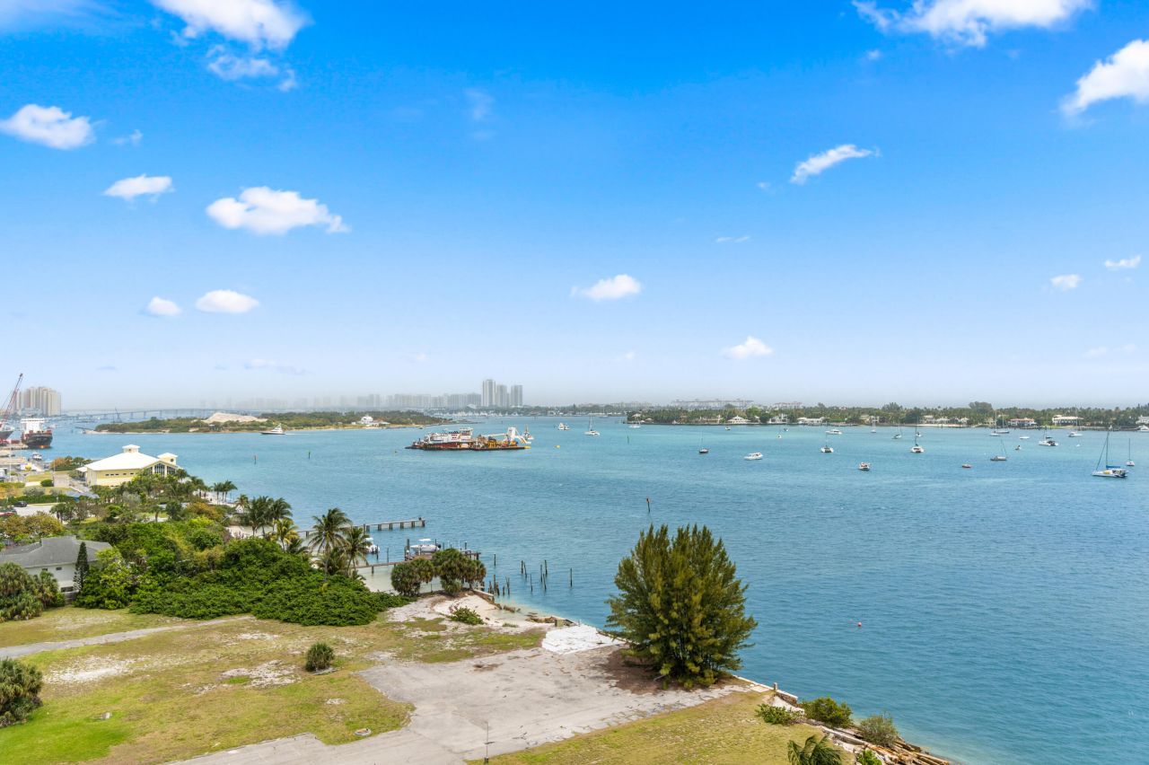 5600 N Flagler Drive, Unit 1209, West Palm Beach, FL 33407 Photo