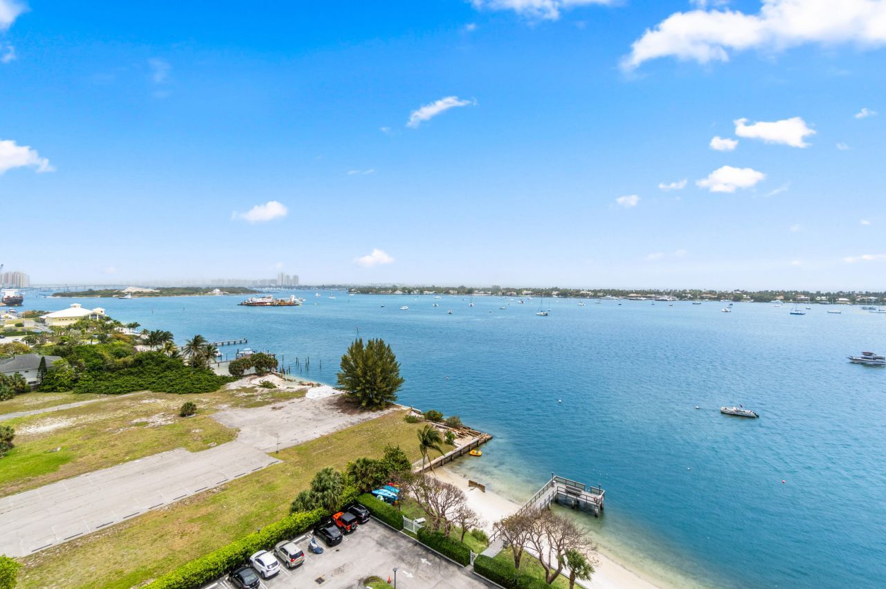 5600 N Flagler Drive, Unit 1209, West Palm Beach, FL 33407 Photo