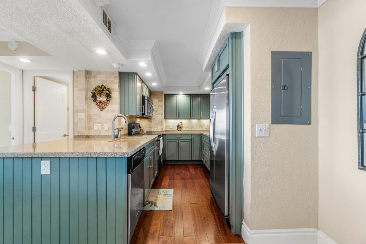 5600 N Flagler Drive, Unit 1209, West Palm Beach, FL 33407 Photo