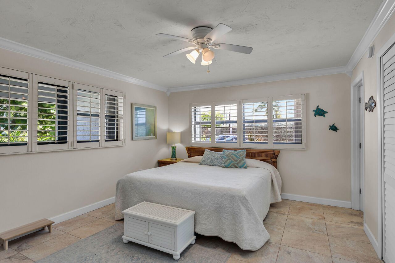 601 W Ocean Drive, Unit 203A, Key Colony, FL 33051 Photo