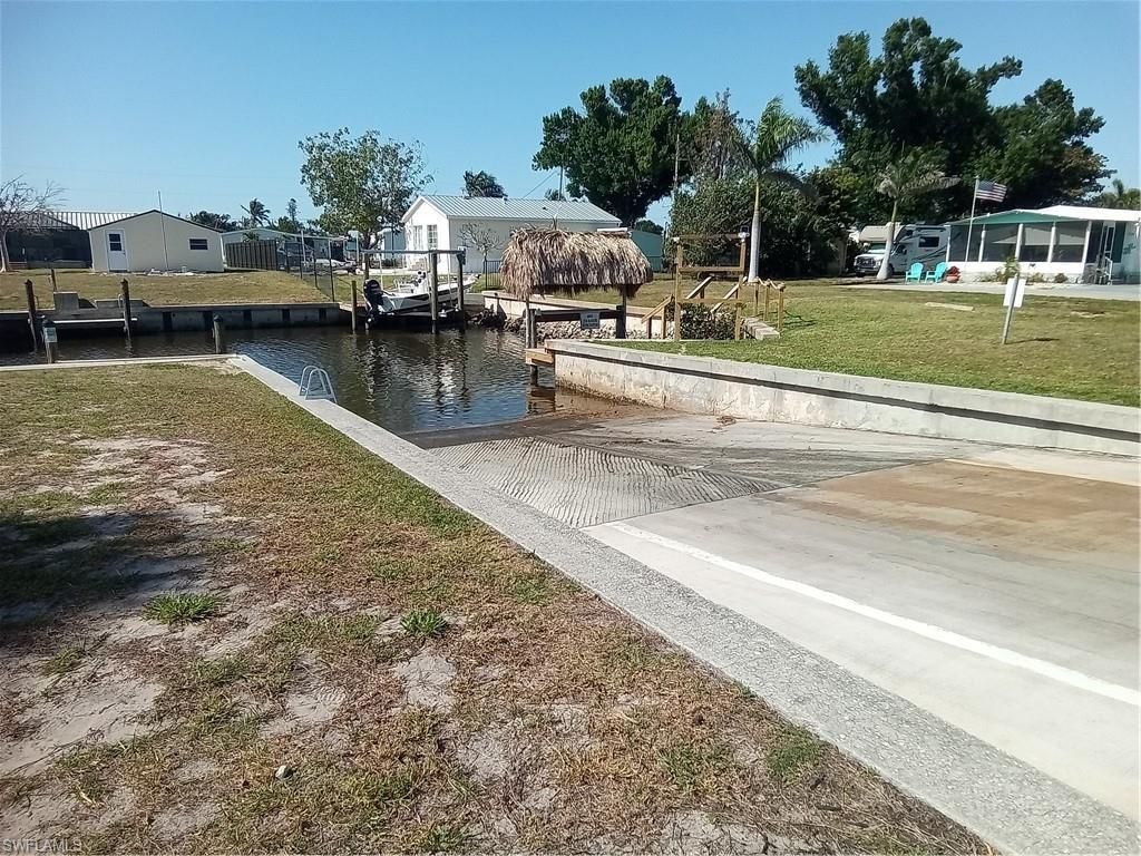 4925 Porky Ln, Saint James City, FL 33956 Photo