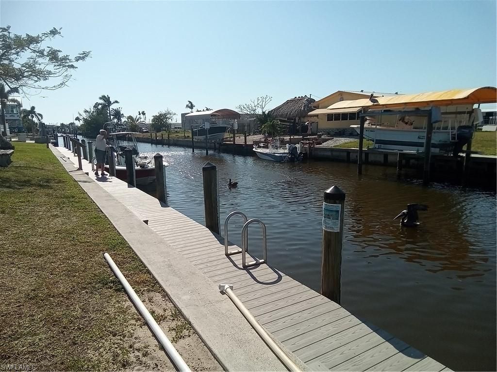 4925 Porky Ln, Saint James City, FL 33956 Photo