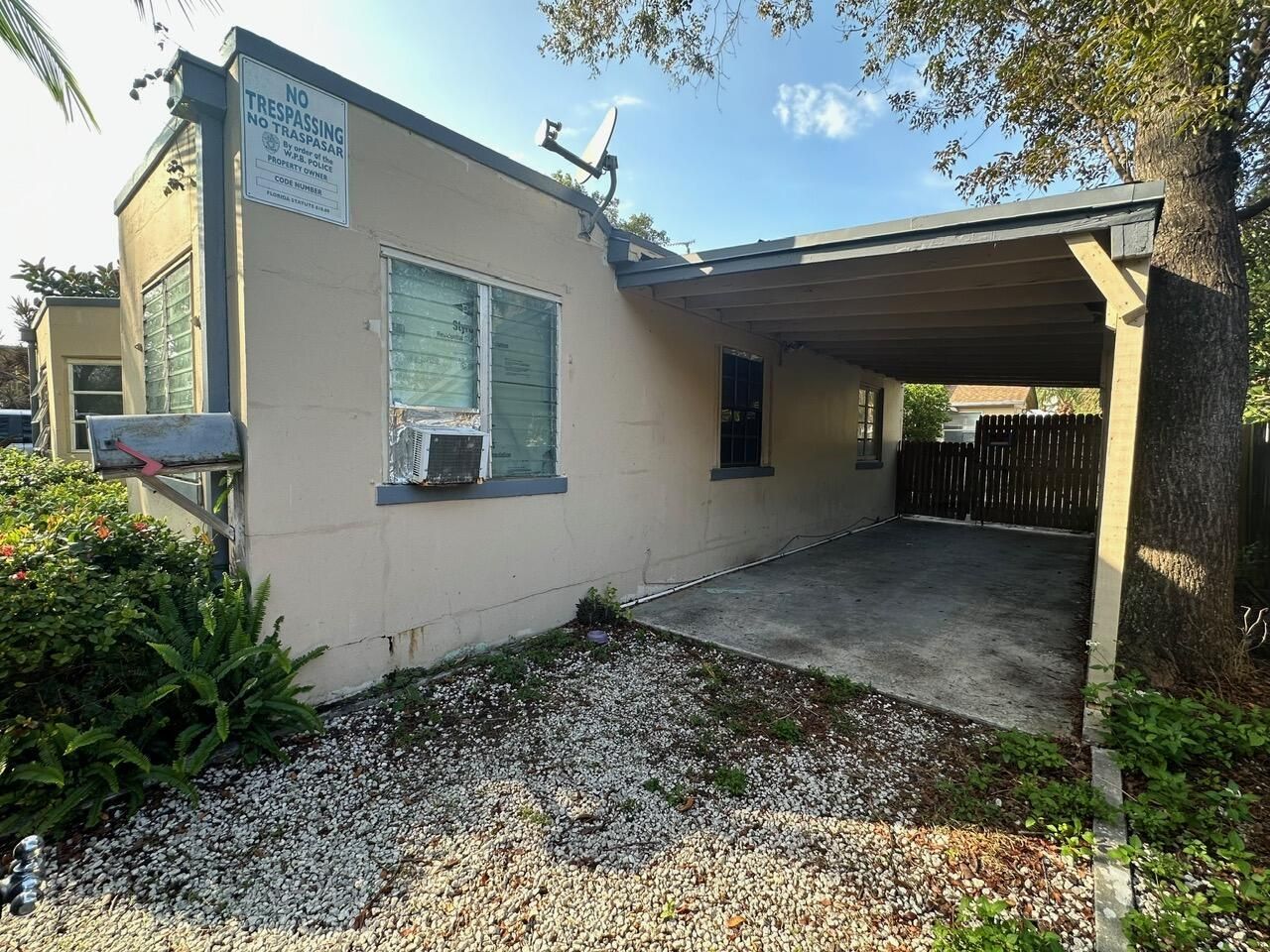 523 48th Street, West Palm Beach, FL 33407 Photo