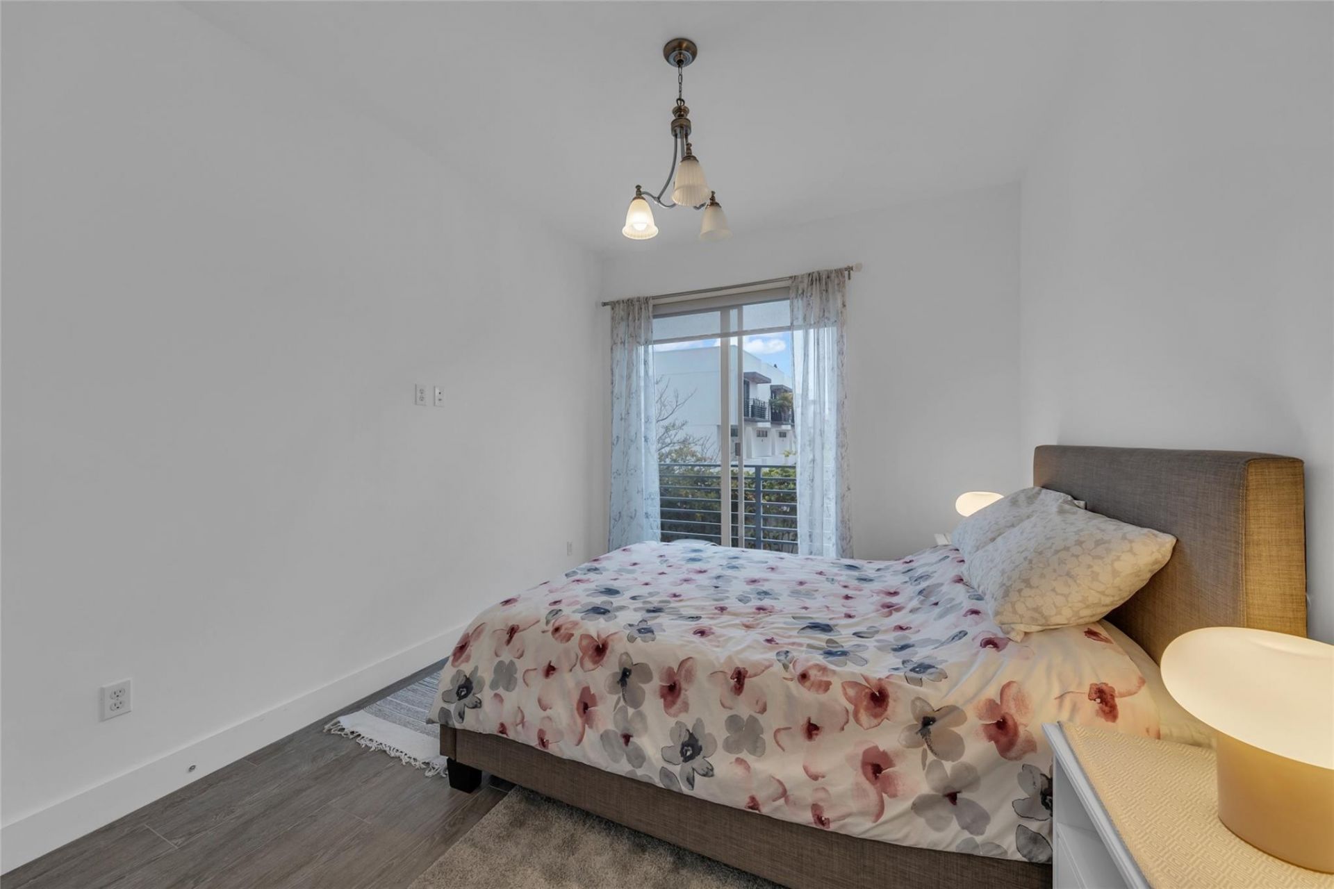 1045 NE 18th Avenue, Unit 105, Fort Lauderdale, FL 33304 Photo