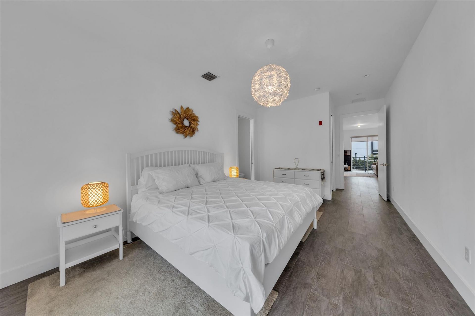 1045 NE 18th Avenue, Unit 105, Fort Lauderdale, FL 33304 Photo