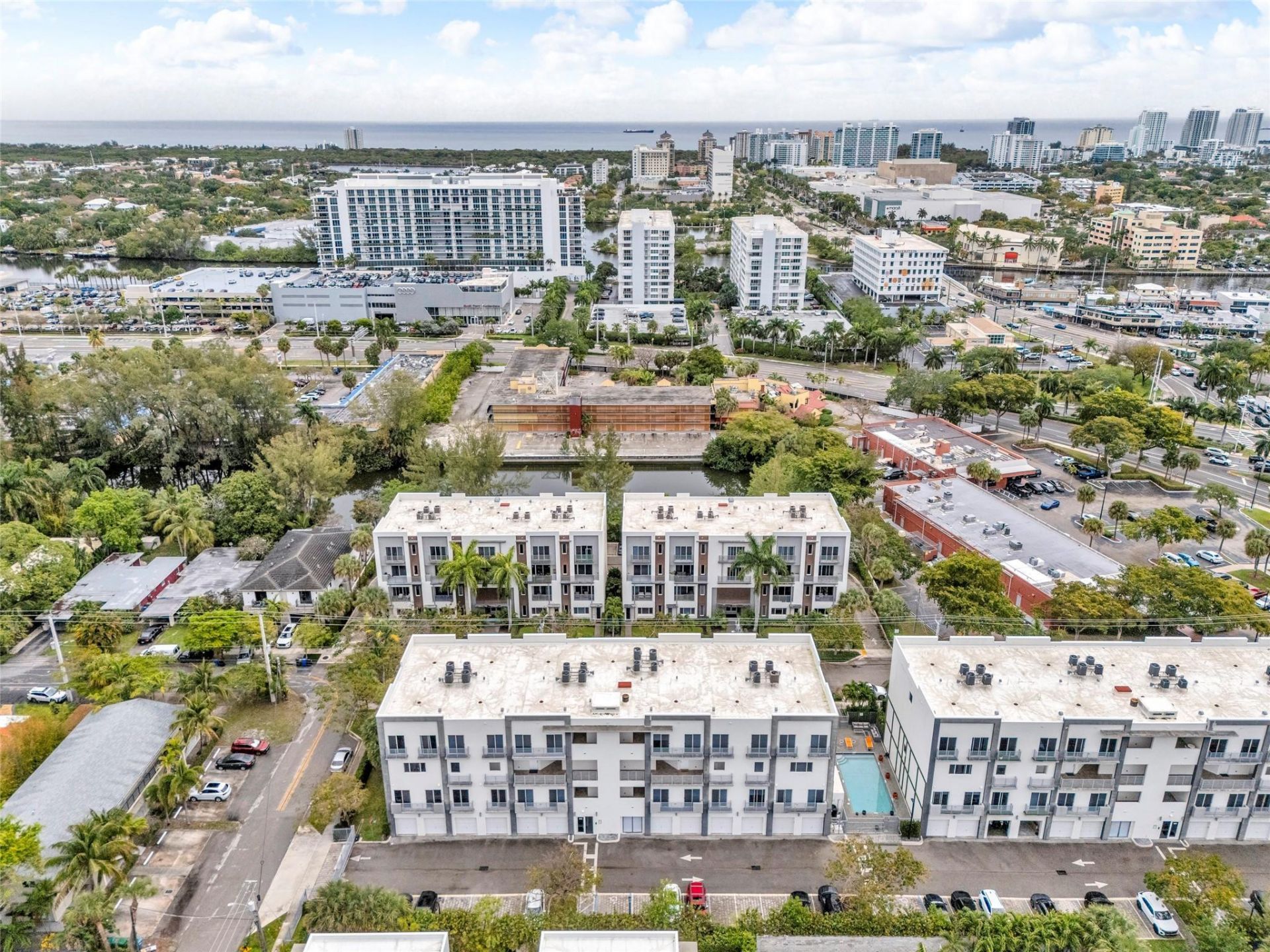 1045 NE 18th Avenue, Unit 105, Fort Lauderdale, FL 33304 Photo