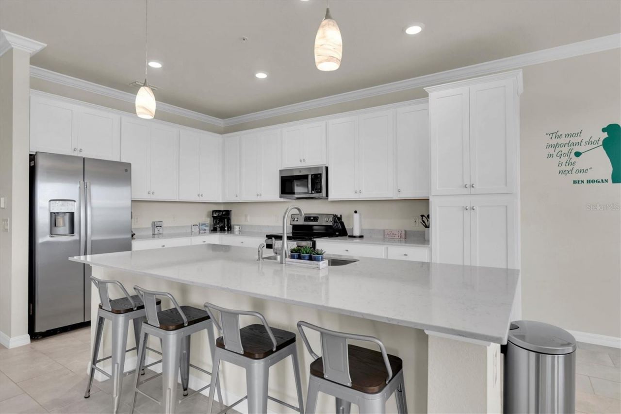 17810 Gawthrop Drive, Unit 406, Bradenton, FL 34211 Photo