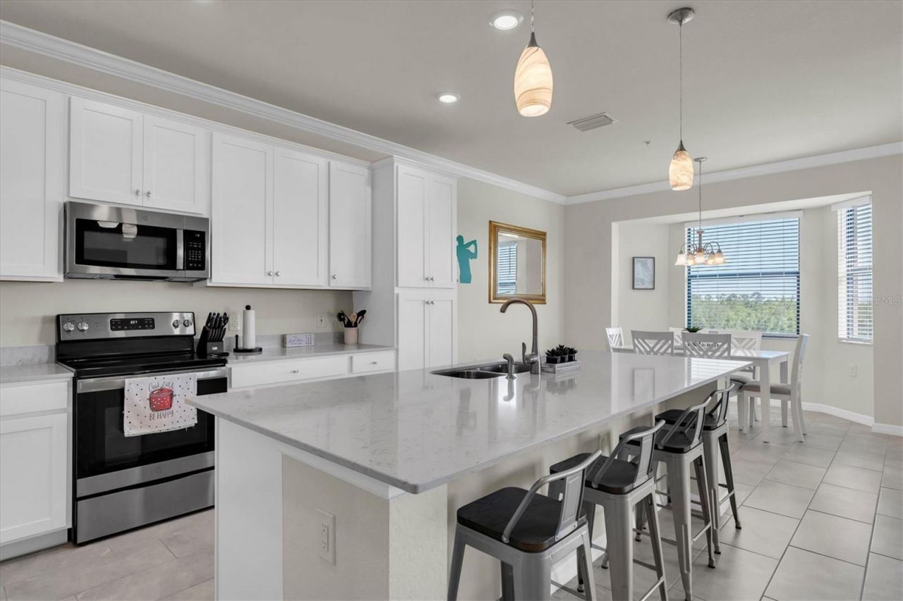 17810 Gawthrop Drive, Unit 406, Bradenton, FL 34211 Photo