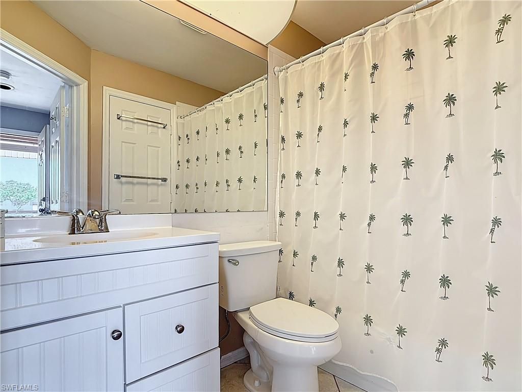 1025 Mainsail Dr, Unit 215, Naples, FL 34114 Photo