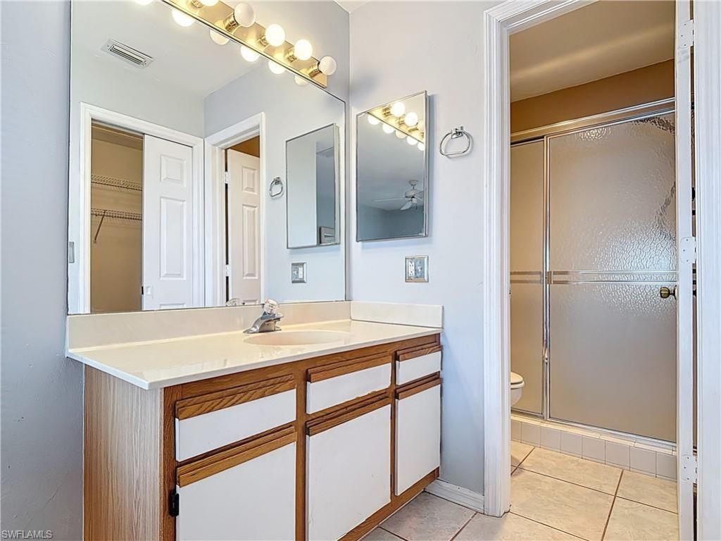 1025 Mainsail Dr, Unit 215, Naples, FL 34114 Photo