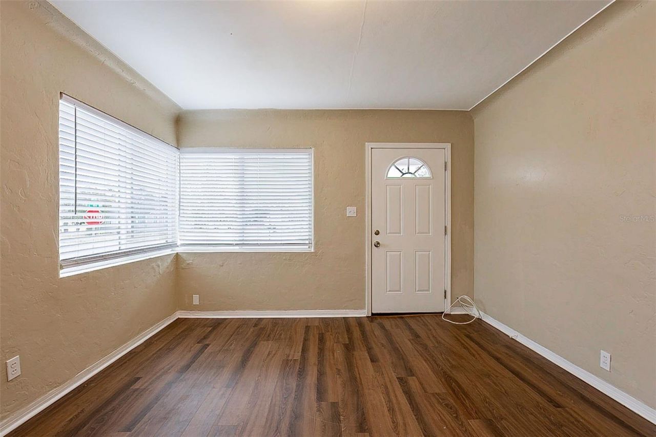 2001 16th Street S, Saint Petersburg, FL 33705 Photo