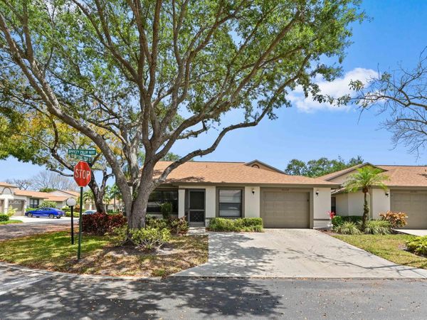 18538 Breezy Palm Way, Boca Raton, FL 33496