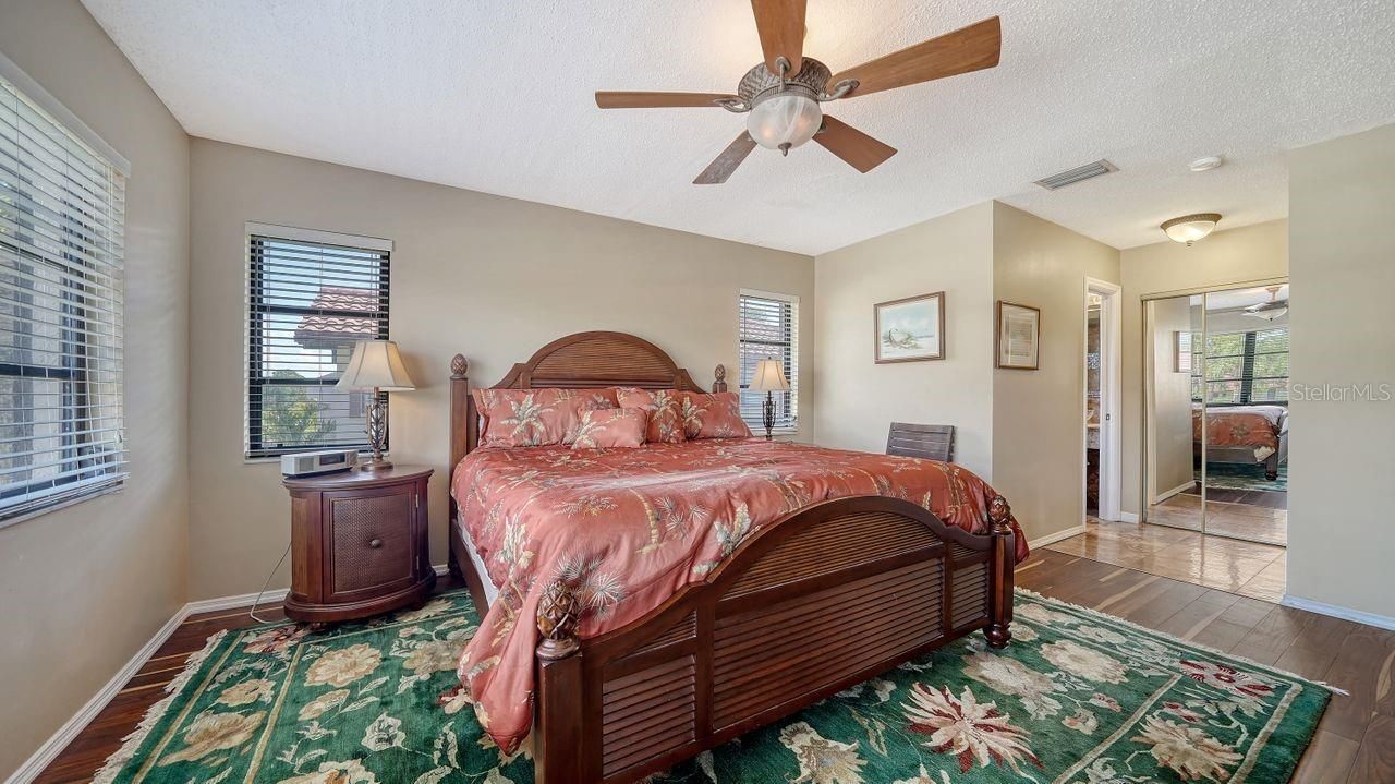 5630 Golf Pointe Drive, Unit 205, Sarasota, FL 34243 Photo