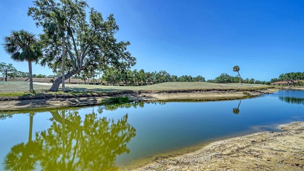 5630 Golf Pointe Drive, Unit 205, Sarasota, FL 34243 Photo