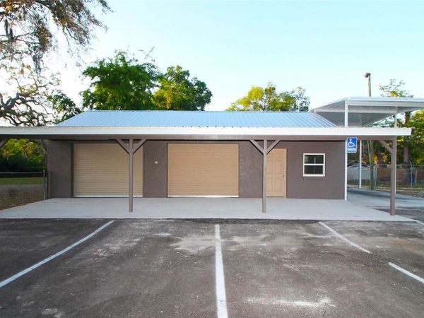 114 W MYERS BOULEVARD, MASCOTTE, FL 34753