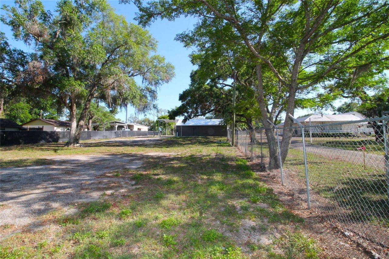 114 W Myers Boulevard, Mascotte, FL 34753 Photo