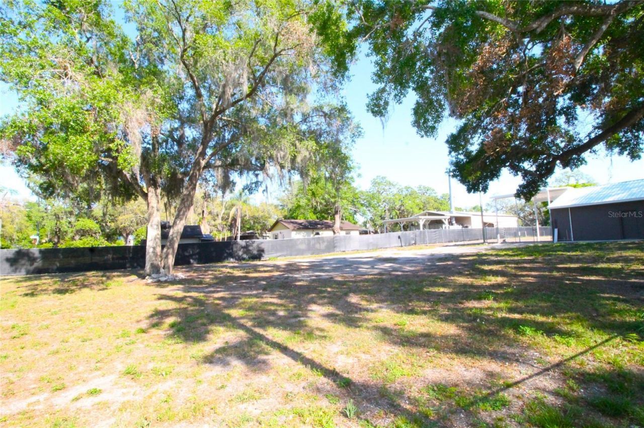 114 W Myers Boulevard, Mascotte, FL 34753 Photo