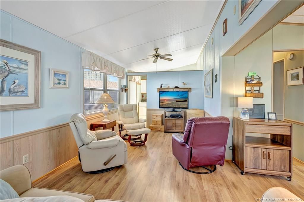 10725 S Ocean Drive, Unit 437, Jensen Beach, FL 34957 Photo