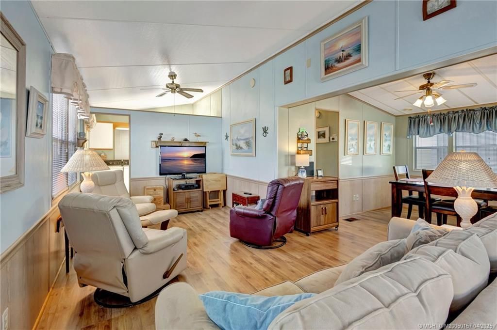 10725 S Ocean Drive, Unit 437, Jensen Beach, FL 34957 Photo