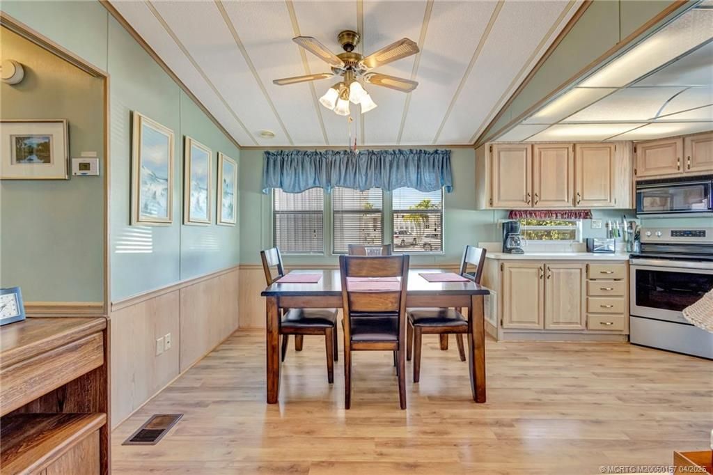 10725 S Ocean Drive, Unit 437, Jensen Beach, FL 34957 Photo