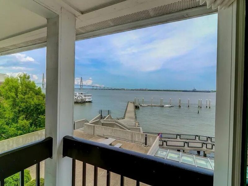 330 Concord Street Photo 6