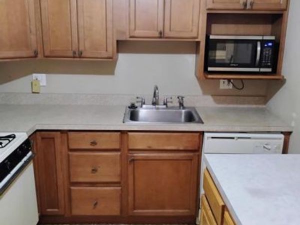 7202 HILLTOP DRIVE, BROOKHAVEN, PA 19015