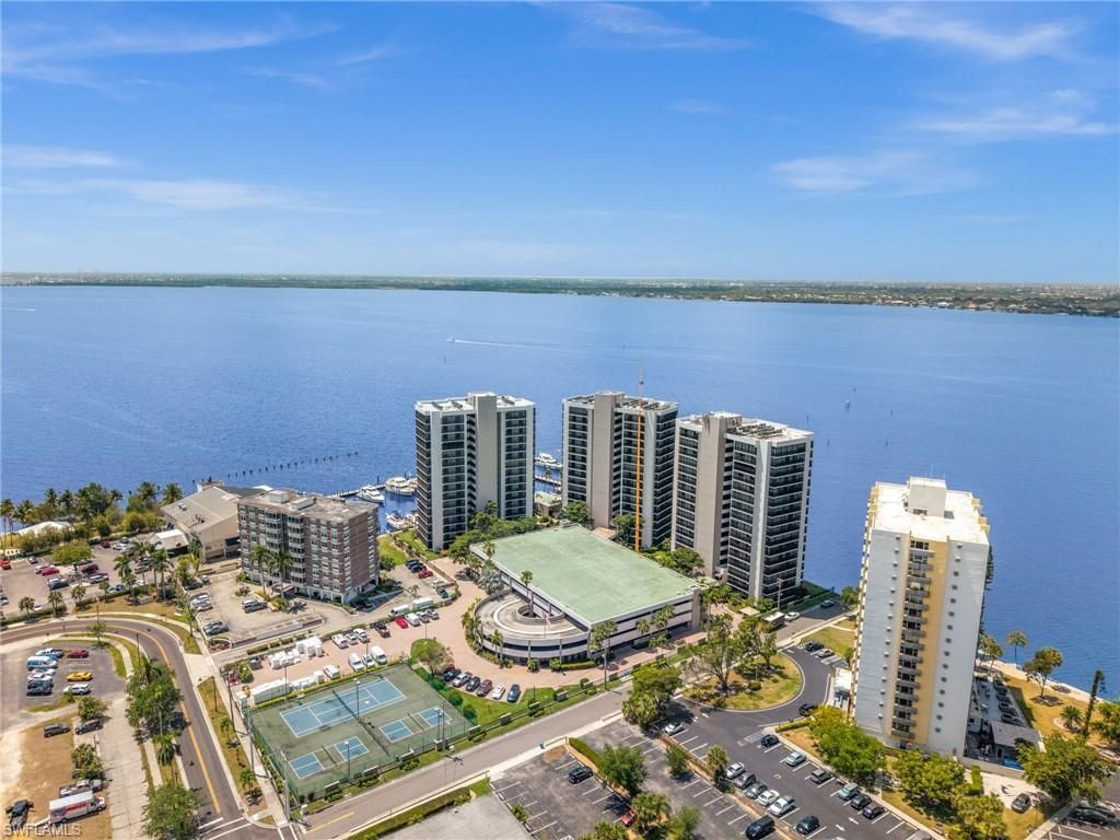 1900 Virginia Ave, Unit 902, Fort Myers, FL 33901 Photo